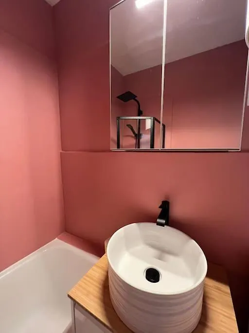 Apartament Montmartre Joli 2 Pieces Au Pied Du Sacre Coeur Paryż